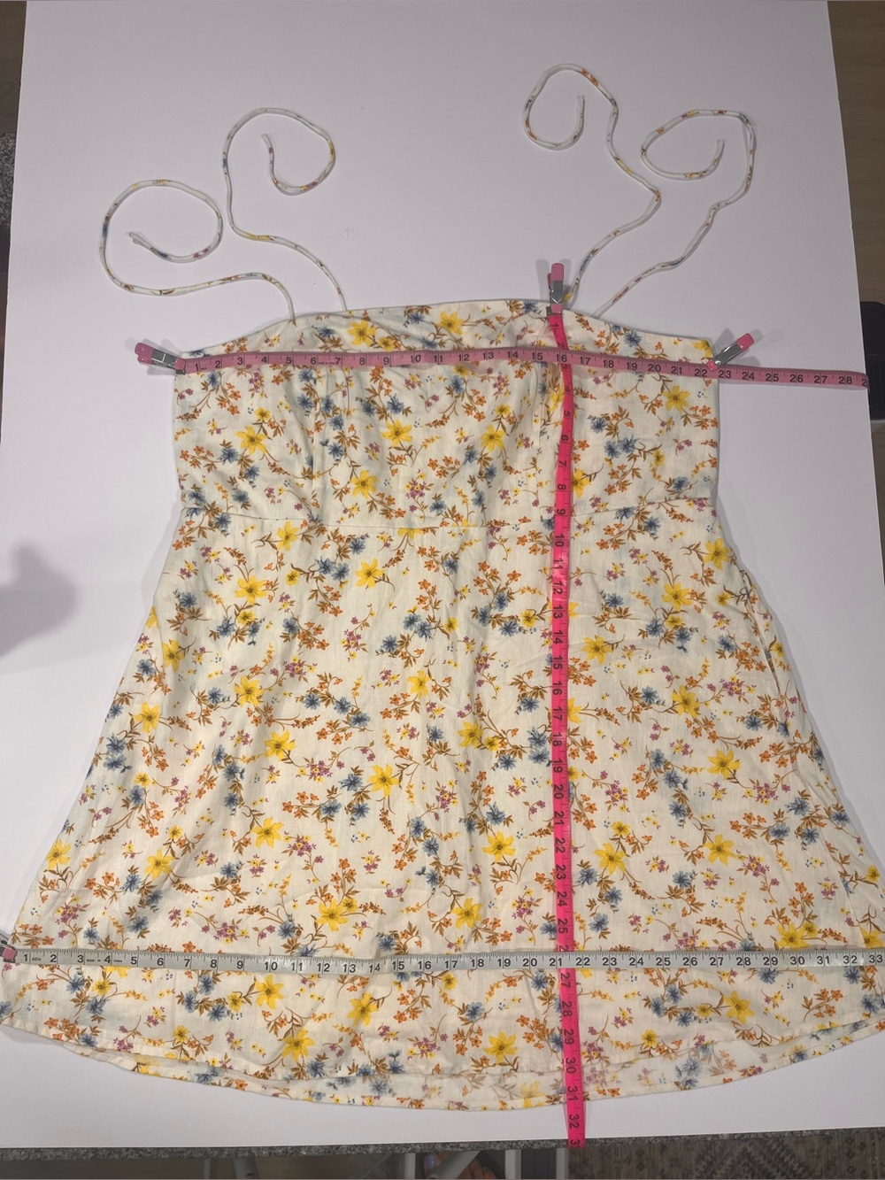 NWT, Old Navy Fit & Flare Tie-Strap Linen-Blend Floral
Mini Dress - Size 3X - Picture 7 of 12